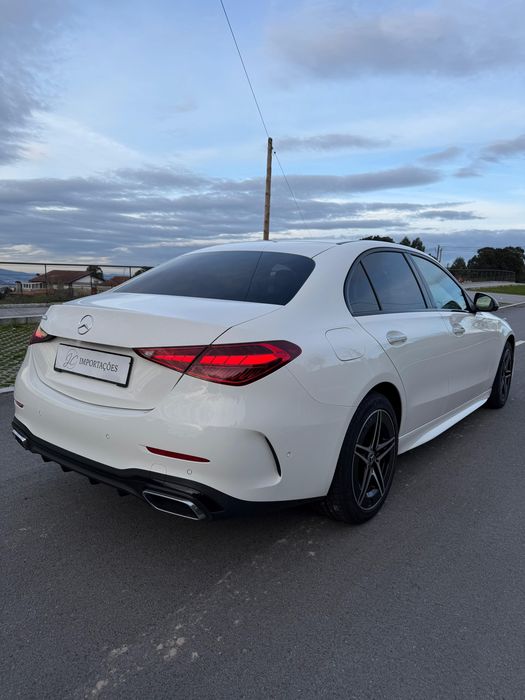 Mercedes Benz - C300e | AMG Line / Pack Night | c/ Garantia
