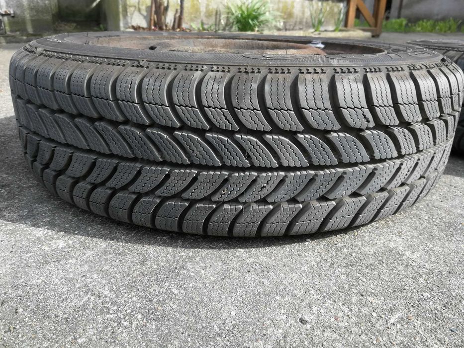 Koła Opona zimowa Dębica Frigo 2 155/65R13 73 T + Felga stalowa