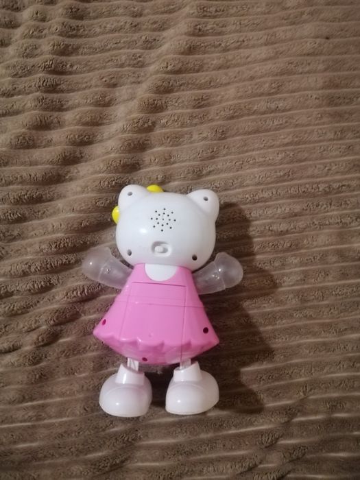 ТАНЦЮЮЧА іграшка Hello kitti