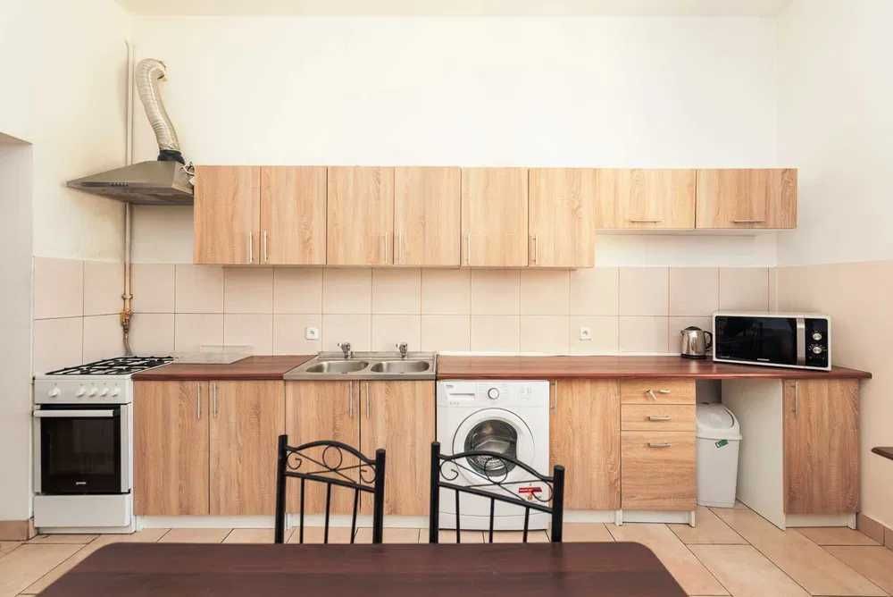 Метро Оболонь - 5 минут пешком Хостел 500 грн. неделя проживания