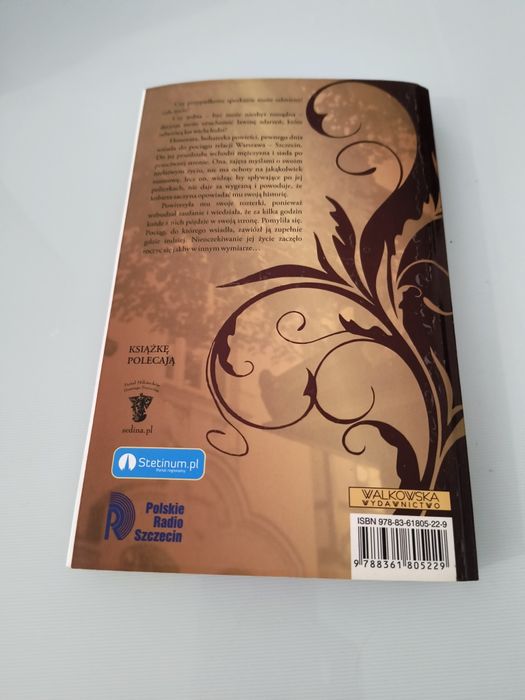 Pałac z lusterkami, Anna Pasikowska