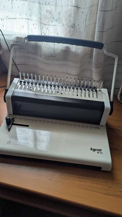 Брошурувальник (біндер) Agent B-18