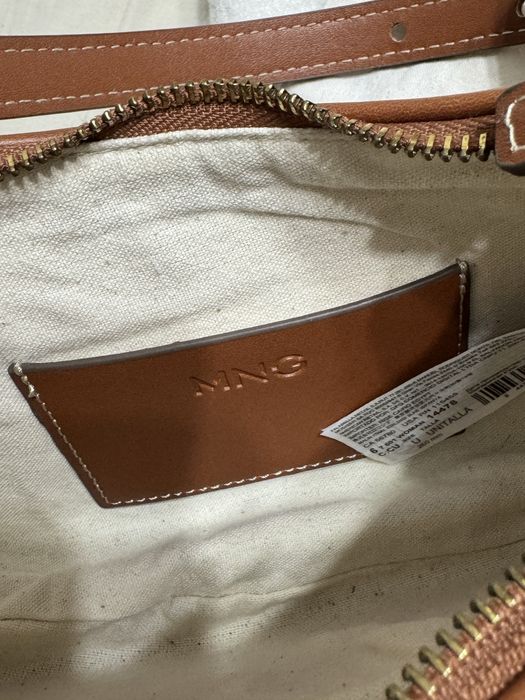 Сумка (багет) mango