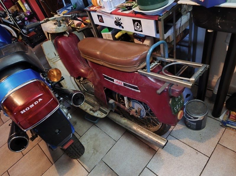 Klasyczne motocykle PRL  – Ogar, Komar, Jawa