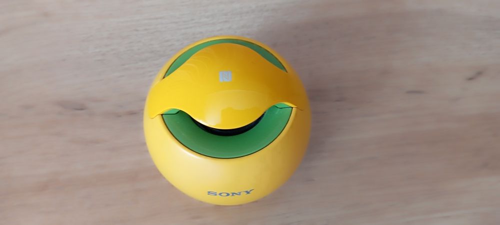 Портативна колонка Sony srs-btv5