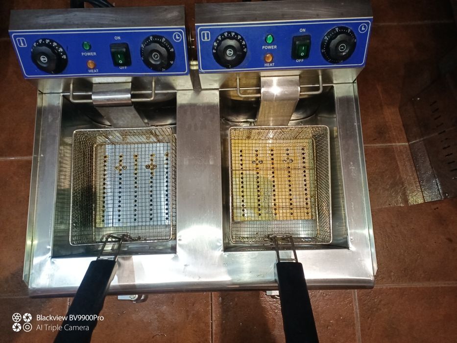Fritadeira Eléctrica dupla direi sminova por estar no estado que está
