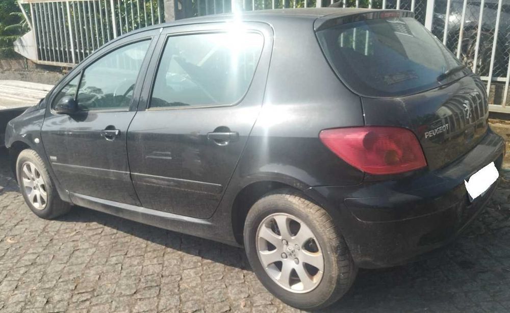 Peugeot 307 1.4 diesel 2004 | PARA PEÇAS |