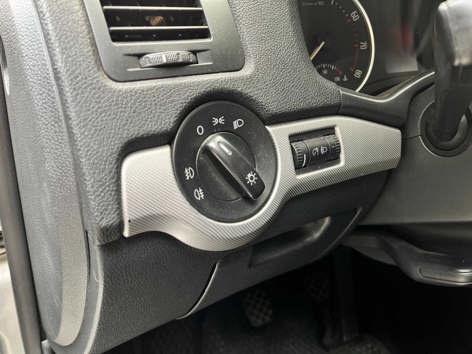 Skoda Octavia 2010 VIN TMBBK41Z6AB151664 фото оголошення 12 з 23