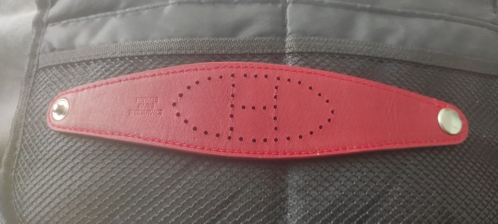 Sprzedam skórzaną bransoletkę