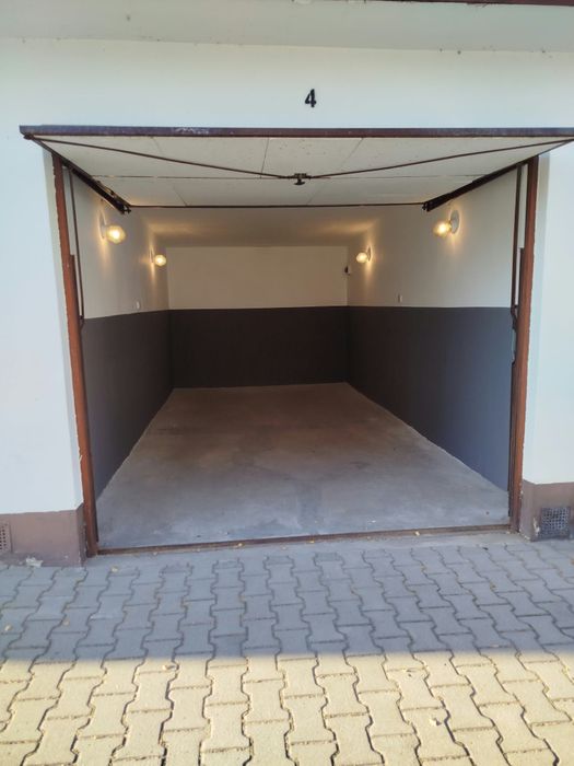 Garaż murowany Traugutta - Widok 3