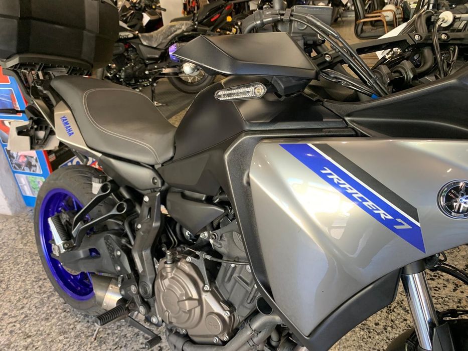 Yamaha MT 700 Tracer de 2022 Optimo Estado 4900 Kms Top case