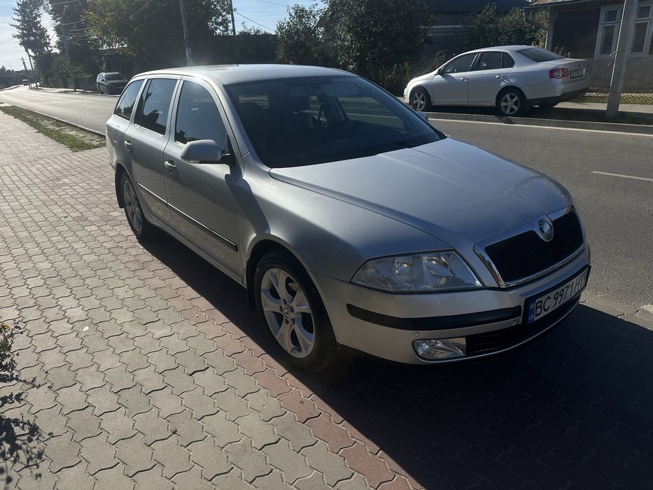 Продам Шкода Октавія А5 1.6 бензин