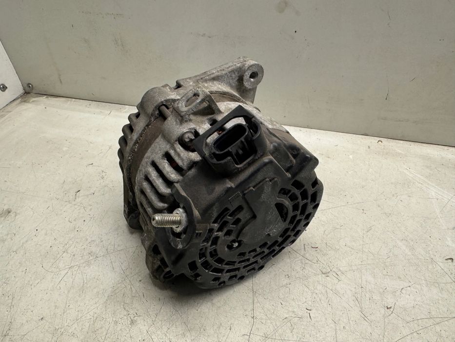 KIA RIO IV 1.4 B Alternator 37300-03Ab0