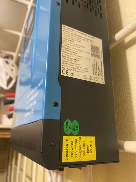 Інвертор Volt Polska 3000Вт 24V. Гибридный Инвертор