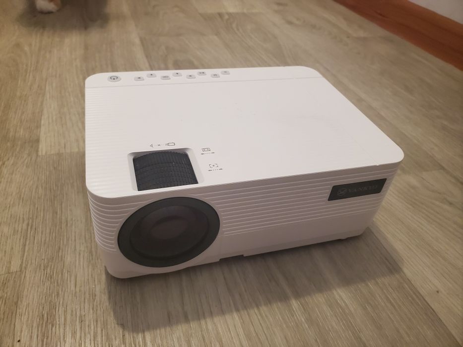 Новый проектор vankyo 470r яркий, сделан для США