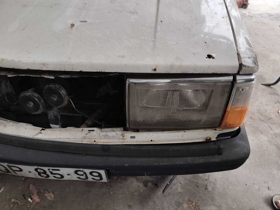Carrinha Volvo Comercial 2 Lugares 6 cilindros
