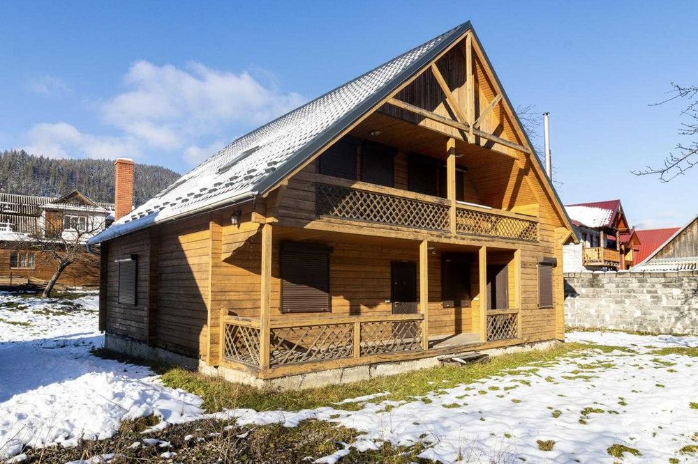 Продаж котеджу повністю укомплектований/ Микуличин