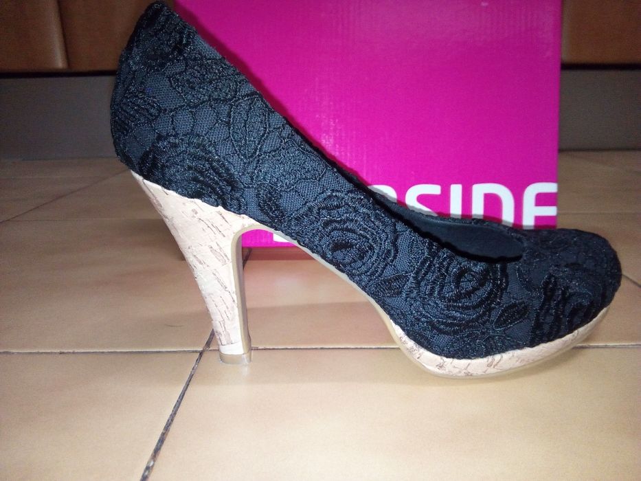Sapatos salto alto