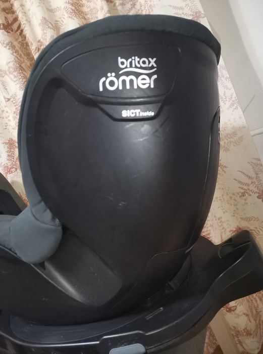 Britax Romer Dualfix M i-size, obrotowy,  9-18 kg
