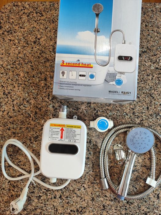 Водонагреватель электрический TEMMAX RX-021 термостатический с краном