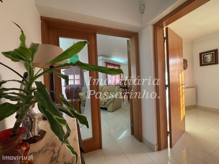 Moradia T3 isolada c/anexo - Aroeira