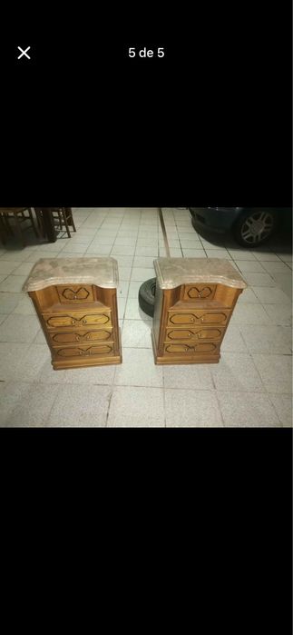 Vendo comoda e mesas de cabeceira