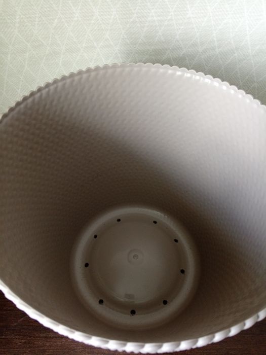 Горщик, вазон для квітів