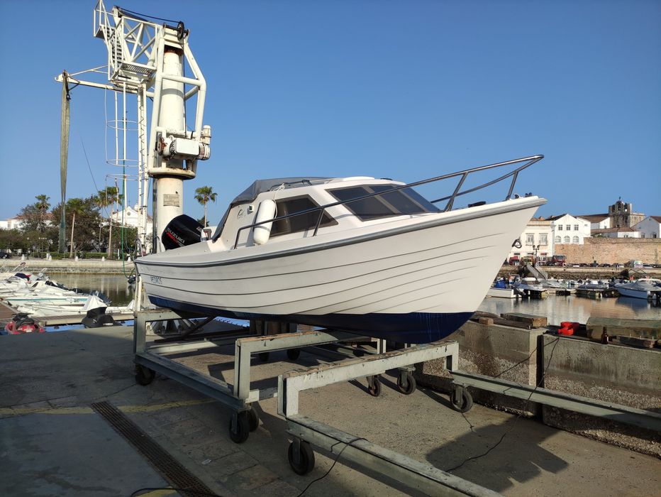 OBE splash 5,4 com motor 70cv quatro tempos