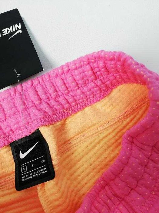 Новые ровные повседневные брюки Nike