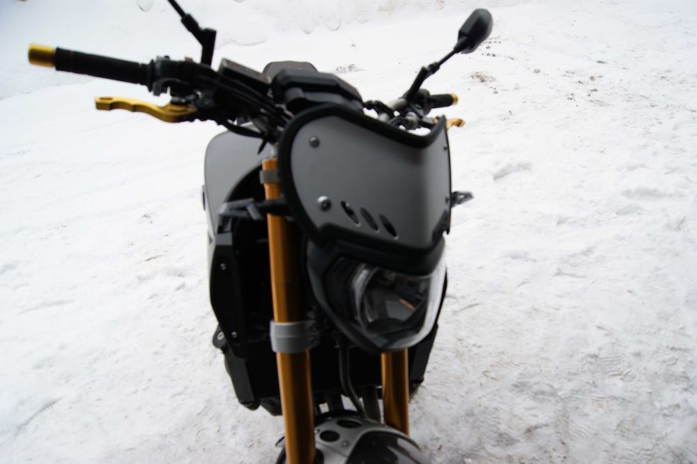 ямаха МТ09 стрит