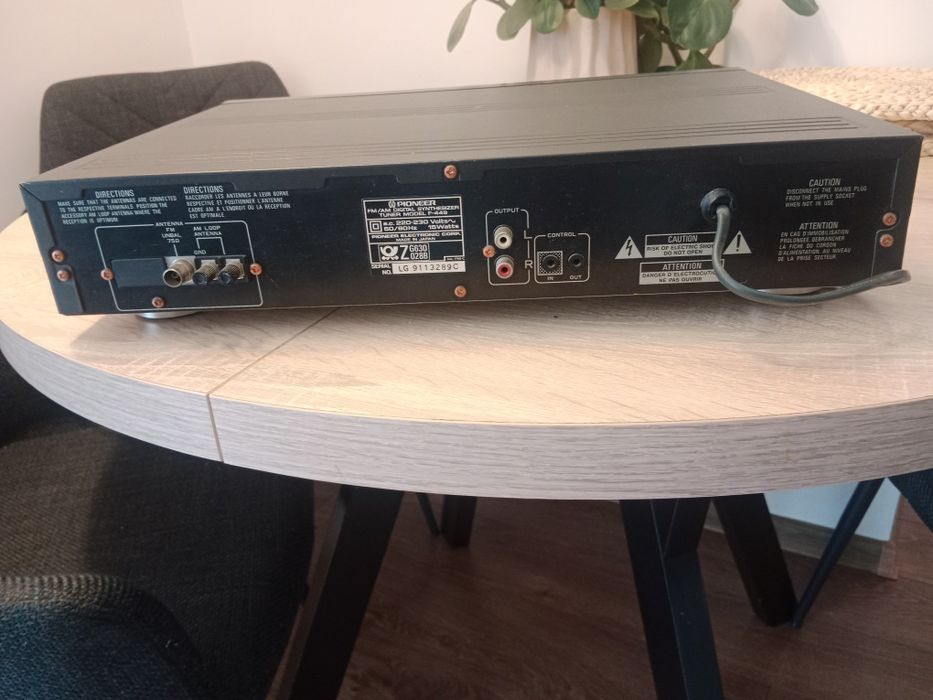 Tuner Pioneer F-449