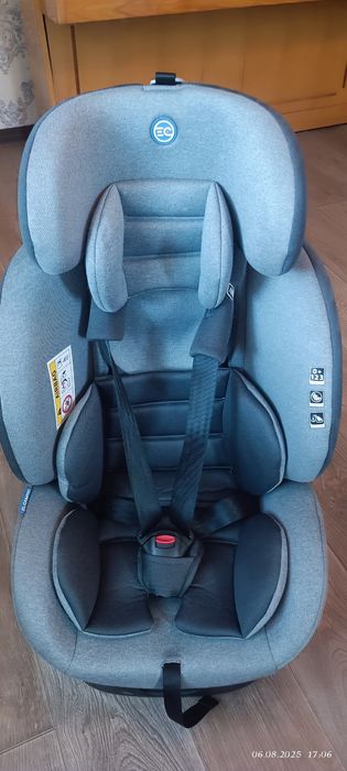 Продам дитяче крісло El Camino