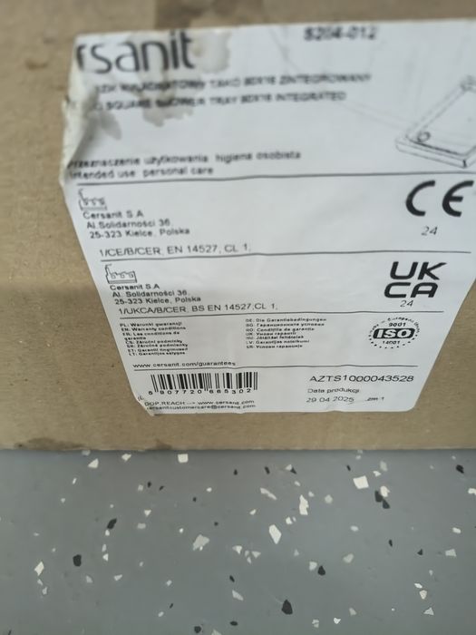Sprzedam nowy brodzik  firmy Cersanit 90x90