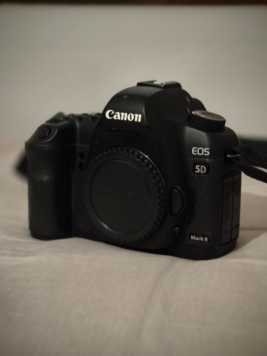 Vendo ou troco Canon 5D Mark II corpo
