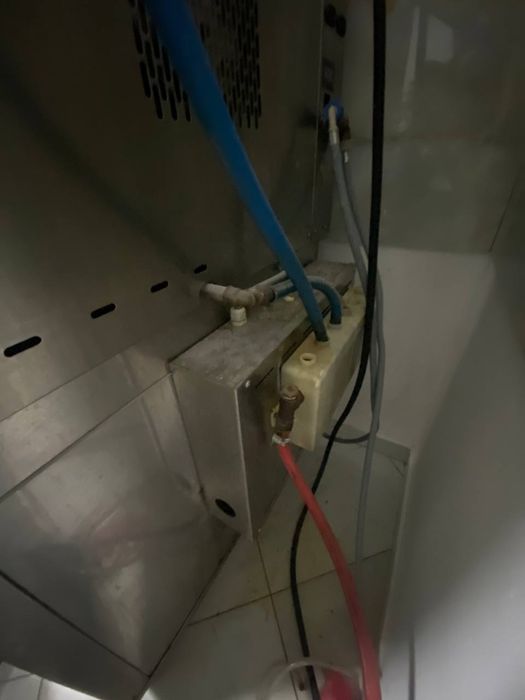 Пароконвектомат Miwe Aeromat з розстоєчною шафою