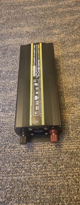 Інвертор 1000w 24в 220в