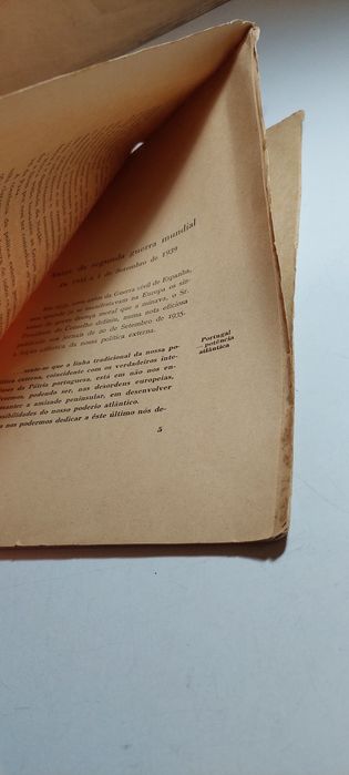 Coerência da Política Externa Portuguesa (1945)