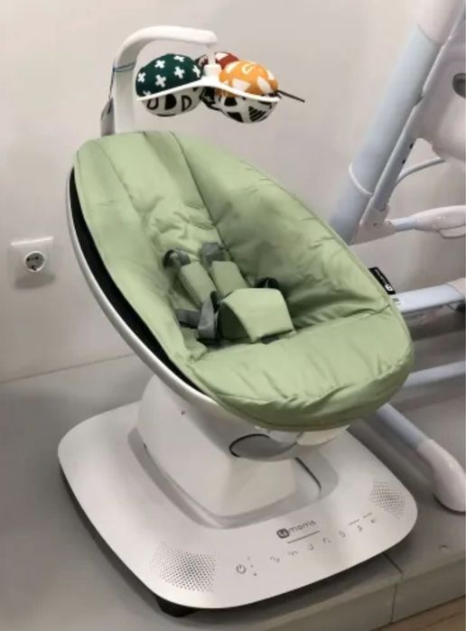 Кресло качалка МamaRoo 4moms