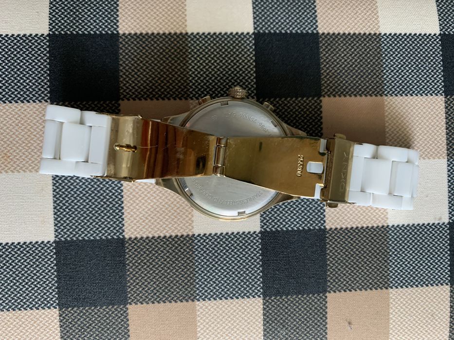 Годинники DKNY, Donna Karan