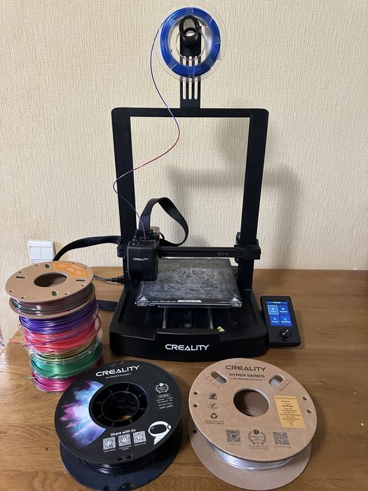 3D принтер Creality Ender 3 V3 SE + Філамент