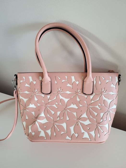 Mala rosa com branco