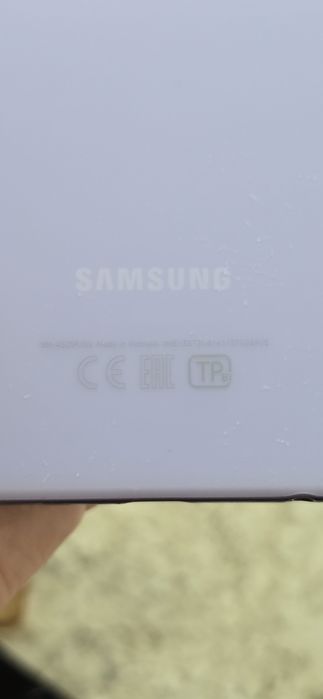 ПРОДАМ официальный телефон Samsung Galaxy A52, 8ram, 256gb violet
