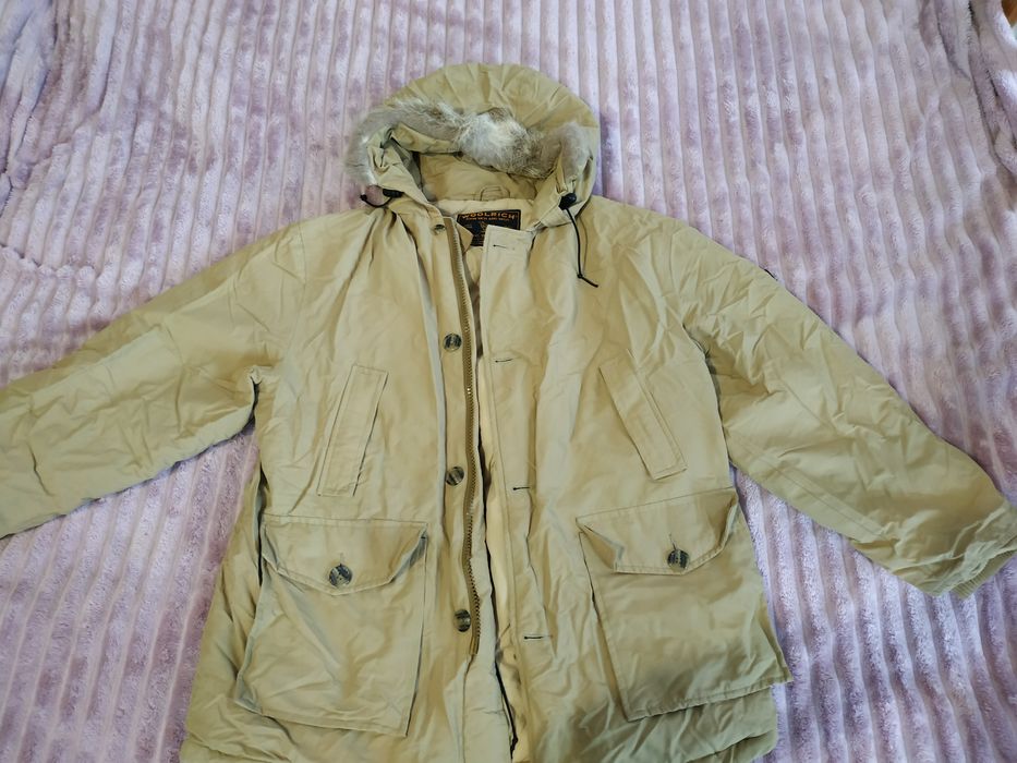 Зимова куртка розмір L
