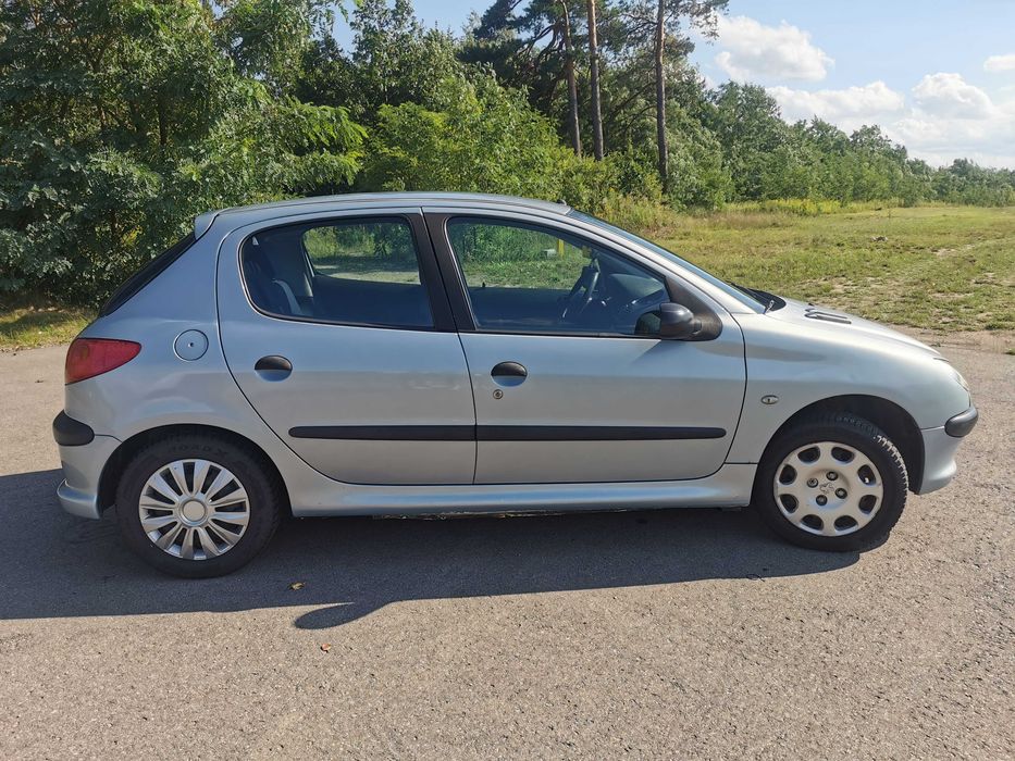 Peugeot 206 1.1 2005r. Benzyna – Gotowy do jazdy