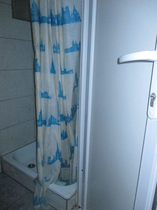 Оренда кімнати в гуртожитку.