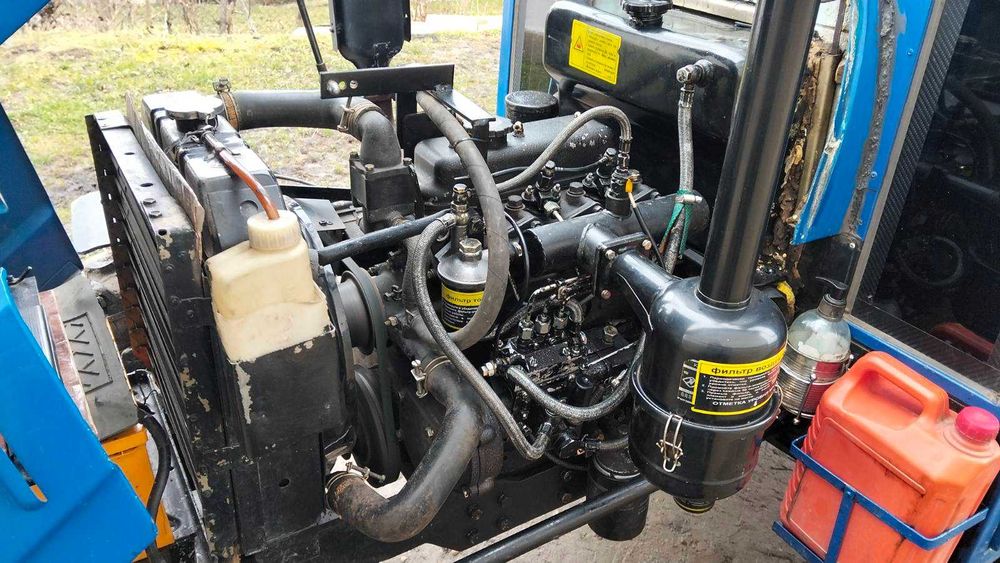 Трактор DongFeng 244