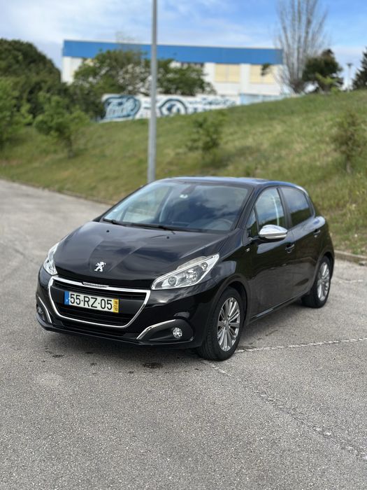 Peugeot 208 1.2 gasolina PureTech