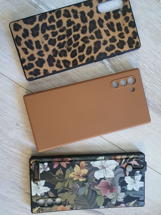 Etui samsung note 10