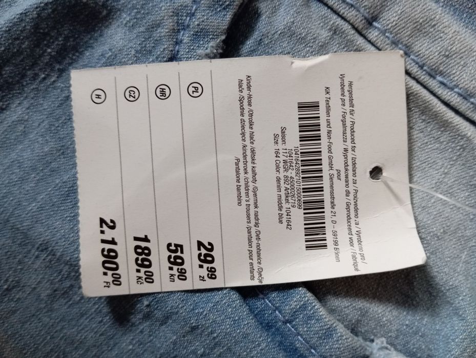 Krótkie spodenki 164