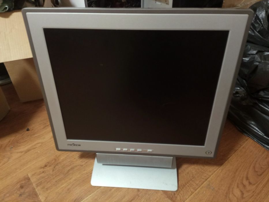 Монитор с колонками , 17 дюймов